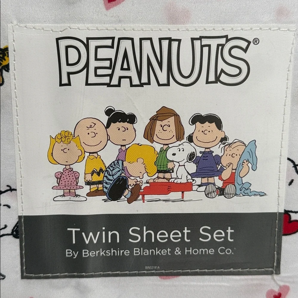 Peanuts Snoopy and Woodstock white, pink, yellow, black and red Twin Sheet Set.